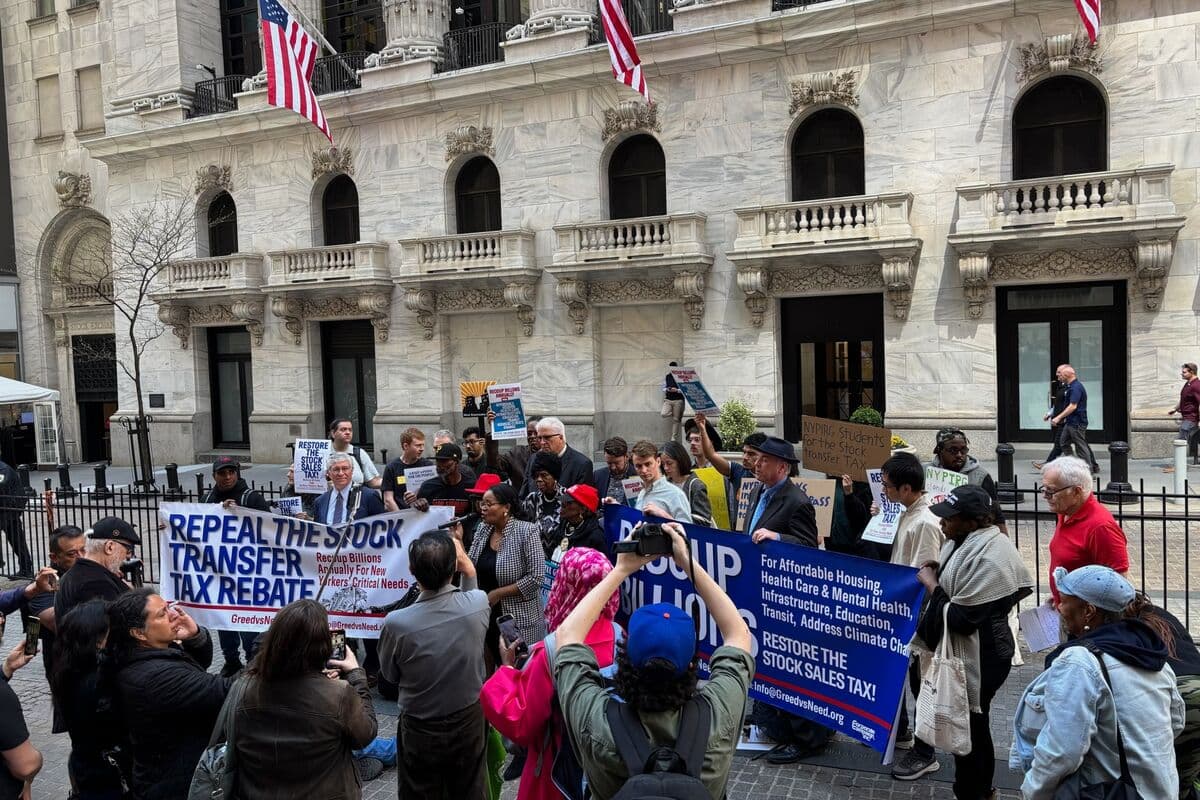 NY Democrats' Bold Plan: Revive Stock Sales Tax for $16B Windfall?