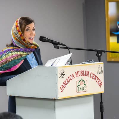 Hochul Appoints First Muslim Affairs Liaison to Improve Relationship with Community