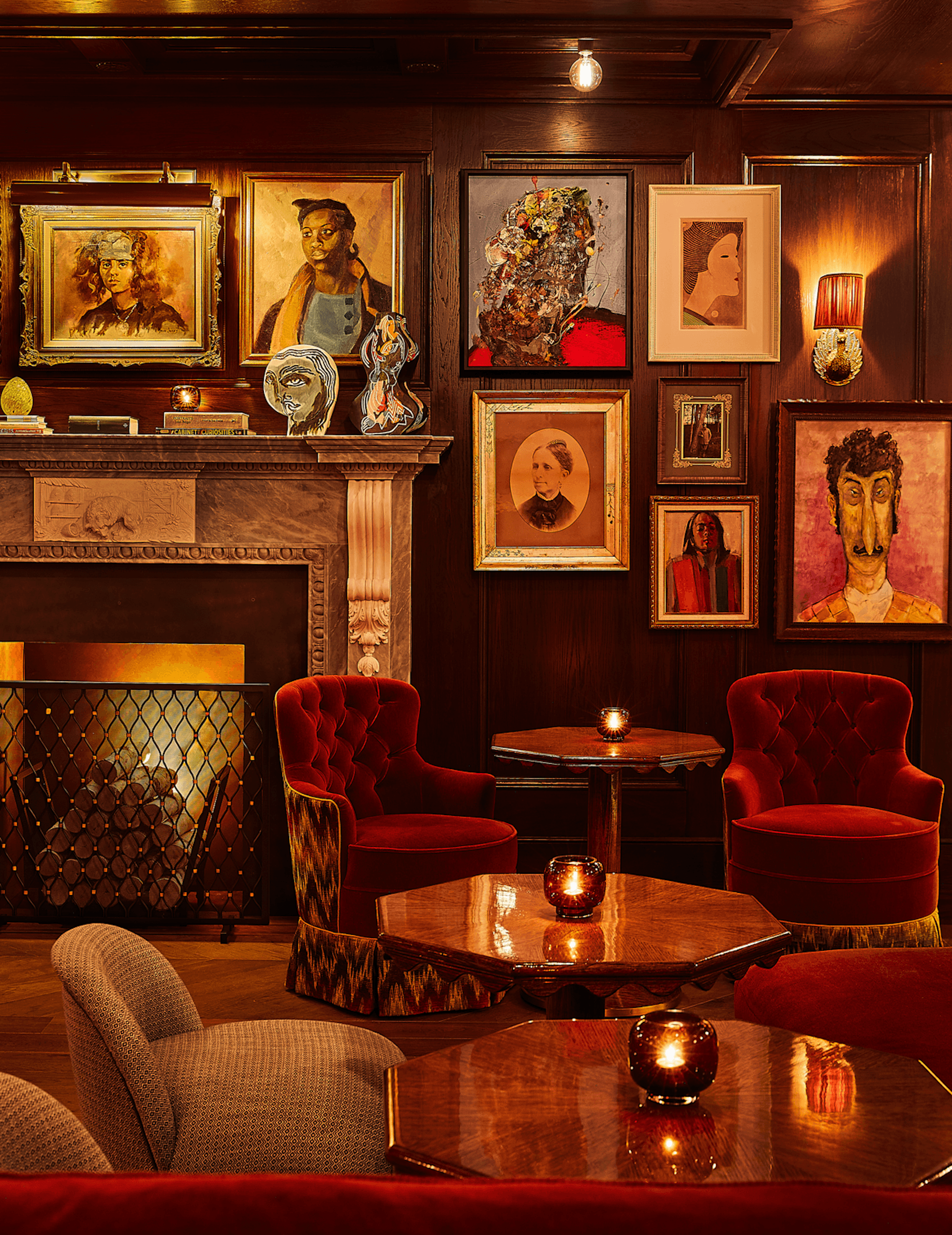 The Portrait Bar