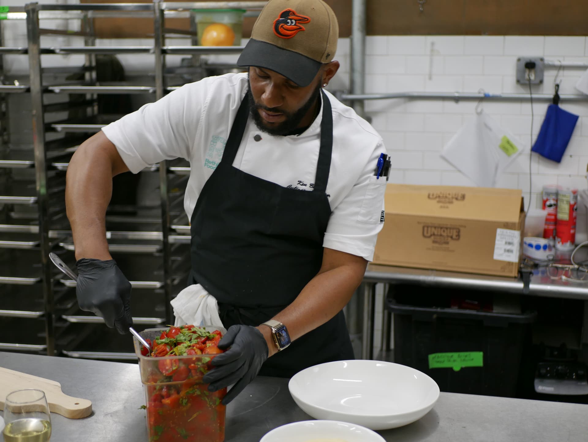 NYC Nonprofit Fights Food Waste and Hunger With Restaurant Leftovers