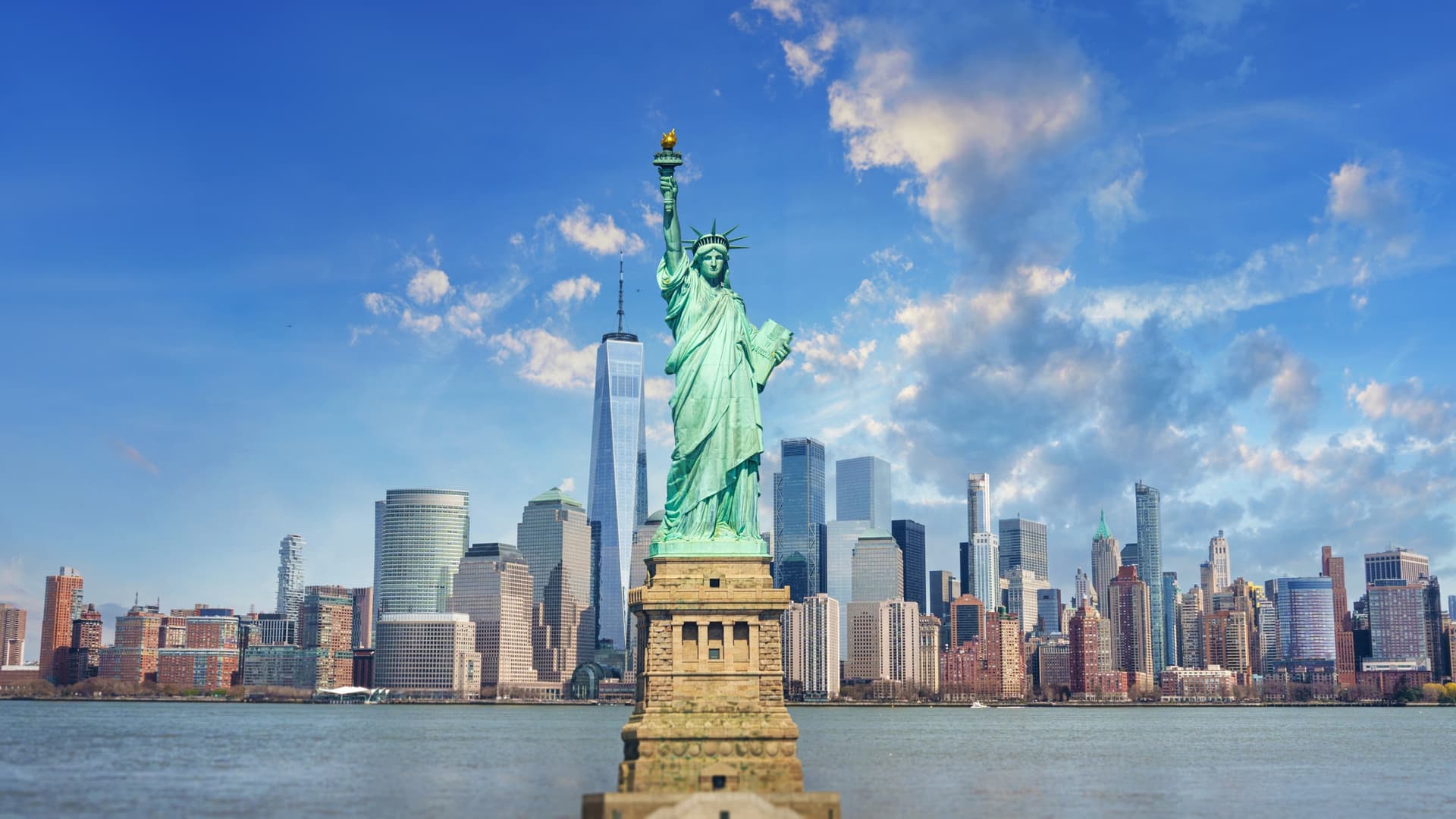 NYC's Most Instagrammable Landmarks: Top 5 Spots You Need to See!