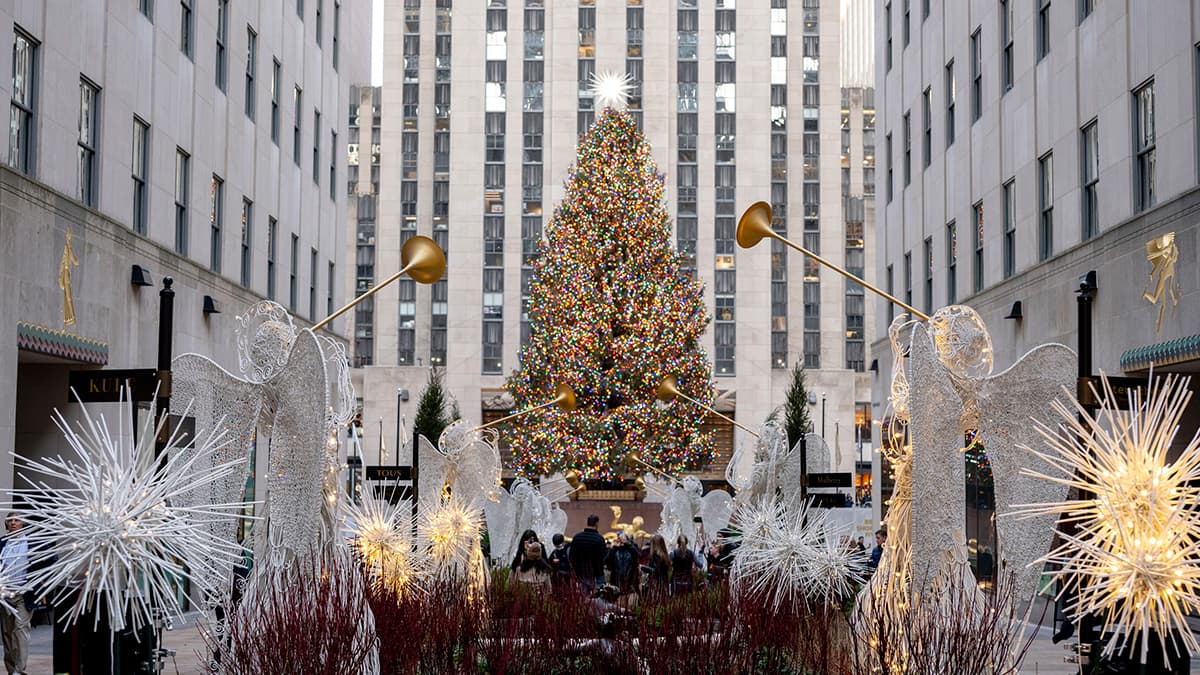 NYC Hotel Prices Soar to Record Highs for Holiday Season!