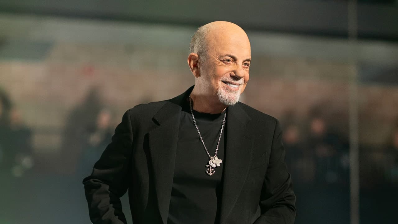 Unforgettable NYC Moment: Billy Joel's Surprise Encounter with a Pedicab Driver!