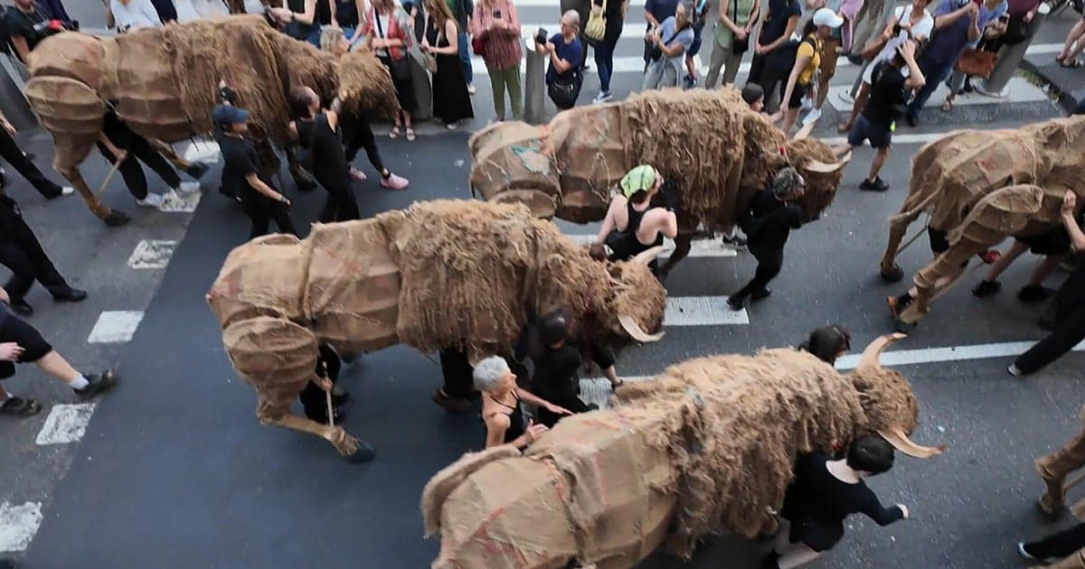 40 Giant Buffalo Puppets Roam NYC Streets in Stunning Public Art Spectacle