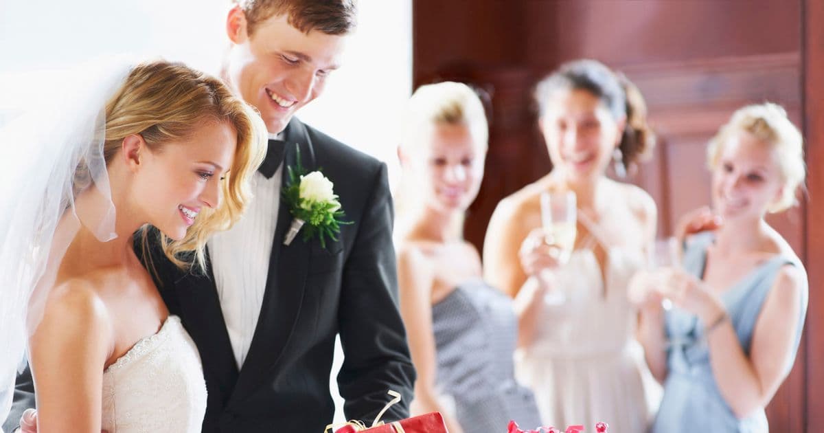 NYC Couple Sells Wedding Tickets for $333 Each - Here's What Happened