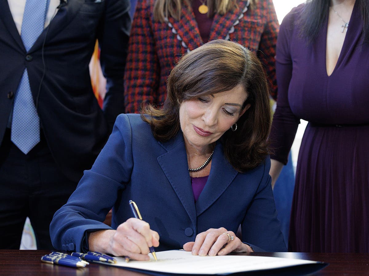 Hochul's Consumer-Friendly Legislation: Gym Cancellations, Restaurant Grades & More!