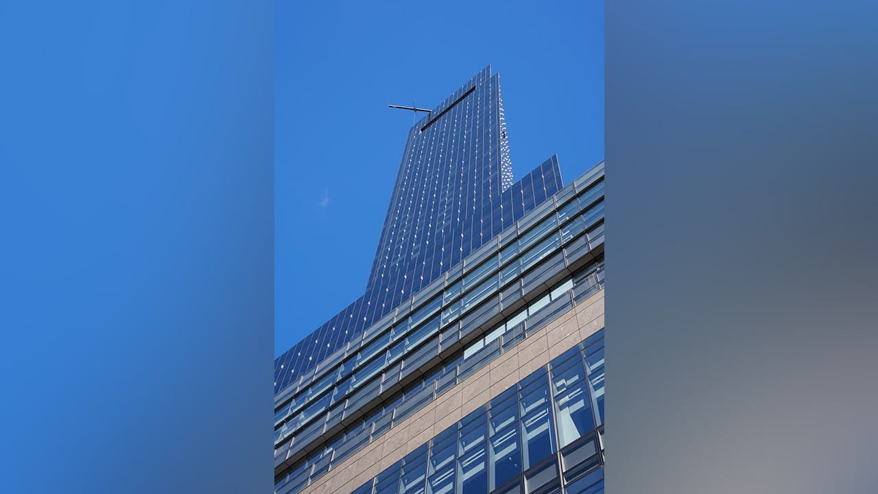 NYC Window Washers' 78-Story Plunge: Miraculous Rescue by FDNY