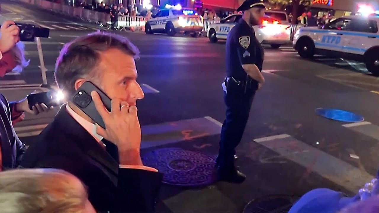 Macron's NYC Traffic Jam: A Hilarious Phone Call with Trump!