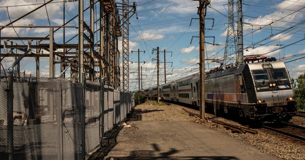 Amtrak's 100-Year-Old Equipment: Why Trains Keep Breaking Down in NYC